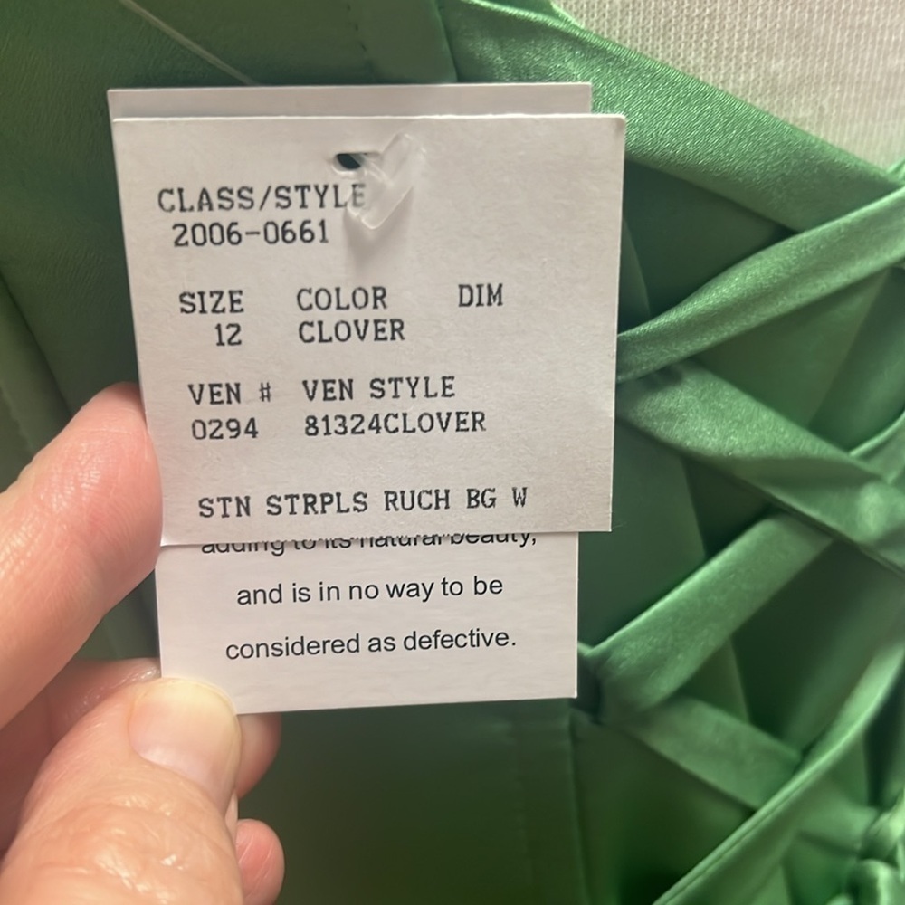 NWT- David and bridal strapless green long formal dress - Picture 7 of 8